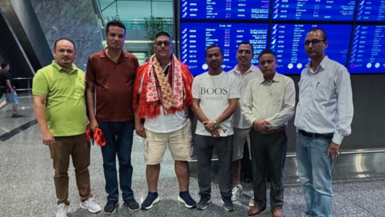 साङ्गीतिक प्रस्तुतिका लागी गुल्मीका दोहोरी गायक बाबुराम पन्थी कतारमा