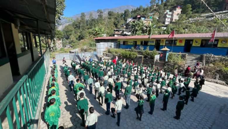 गुणस्तरीय शिक्षाका साथ व्यवहारिक र प्रयोगात्मक शिक्षामा जोड दिँदै बाह्र्बिसेको किस्टोन पब्लिक एकेडेमी”
