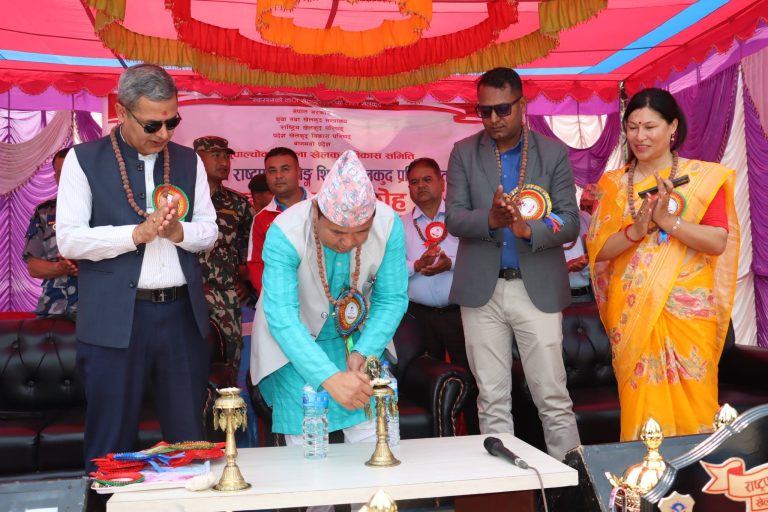 मेलम्चीमा जिल्ला स्तरीय राष्ट्रपती रनिङ शिल्ड प्रतियोगिता शुरु