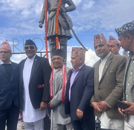 प्रधान सेनापति सिग्देल द्धारा नगरकोटमा बस्नेतको सालीक अनावरण