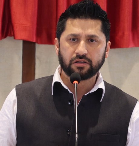 सुरक्षित स्थानमा स्थानान्तरण गरी भूमिहीनलाई लालपूर्जा उपलब्ध गराउँछौँः सभापति लामिछाने