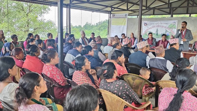 १४ नं वडामा कपडाको झोला वितरण गर्दै प्लास्टिकमुक्त अभियान सञ्चालन