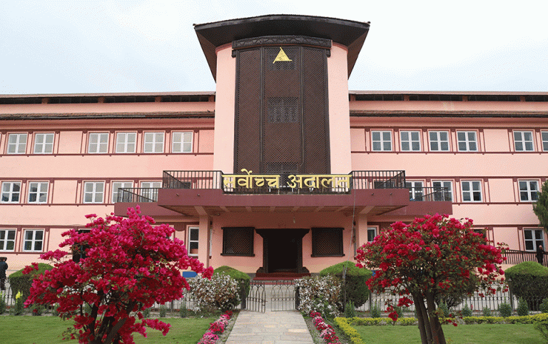 निजी सञ्चार माध्यमलाई सरकारी विज्ञापन नदिने निर्णय सर्वाेच्चद्वारा खारेज