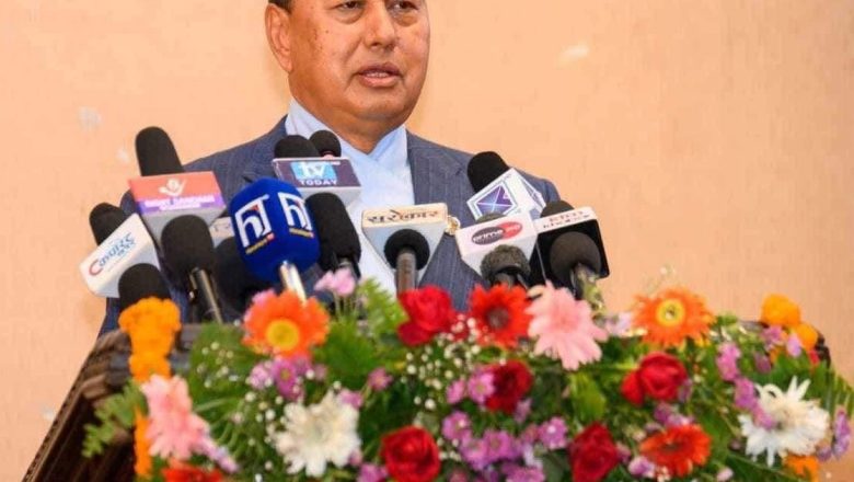 नेता बस्नेतद्धारा गणेश नेपालीकी छोरीलाई स्नातकसम्म पढाउनेप्रतिबद्धता सहीत तत्काल एक लाख दिने घोषणा