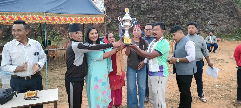 हर्रेटावर खेल मैदानमा कदमबास बी को जित